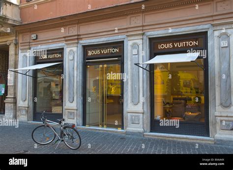 outlet louis vuitton em roma|louis vuitton roma.